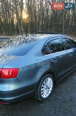 Седан Volkswagen Jetta 2012 в Полтаве