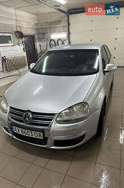 Седан Volkswagen Jetta 2007 в Богодухіву