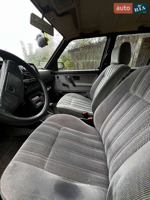 Седан Volkswagen Jetta 1990 в Любомле