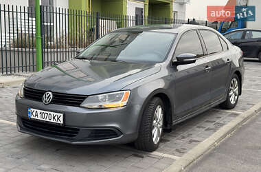 Седан Volkswagen Jetta 2012 в Києві