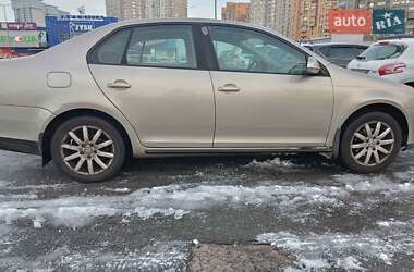 Седан Volkswagen Jetta 2008 в Киеве