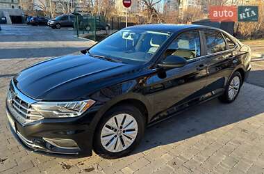 Седан Volkswagen Jetta 2020 в Одесі