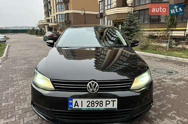 Седан Volkswagen Jetta 2012 в Киеве