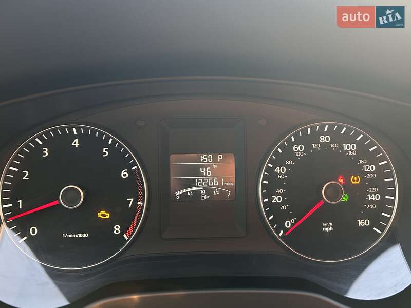 Седан Volkswagen Jetta 2013 в Новомосковске