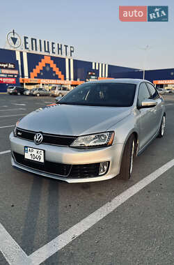 Седан Volkswagen Jetta 2013 в Запоріжжі