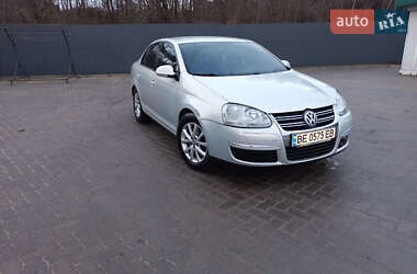 Седан Volkswagen Jetta 2010 в Миколаєві