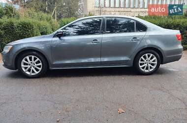 Седан Volkswagen Jetta 2011 в Умані