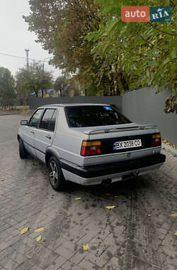 Седан Volkswagen Jetta 1990 в Городку