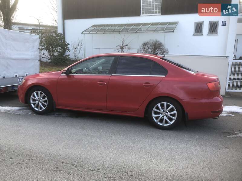 Седан Volkswagen Jetta 2014 в Днепре