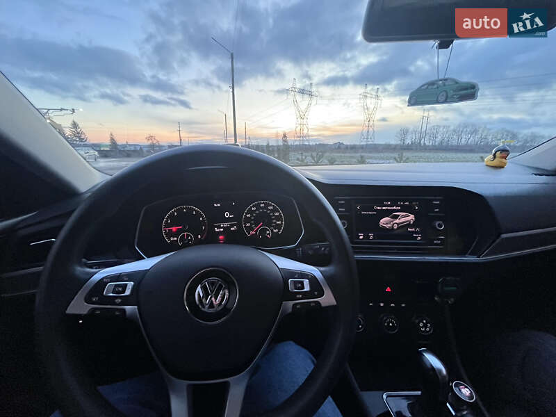 Седан Volkswagen Jetta 2018 в Рівному