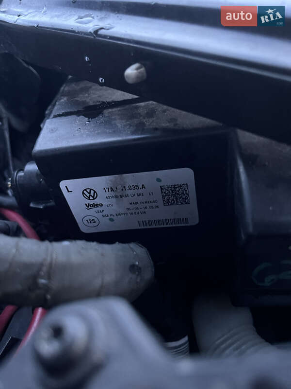 Седан Volkswagen Jetta 2018 в Рівному