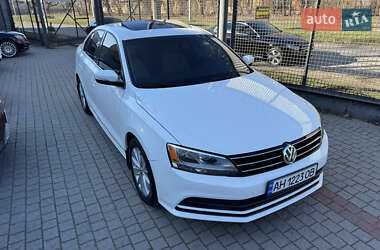 Седан Volkswagen Jetta 2015 в Запорожье