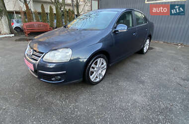 Седан Volkswagen Jetta 2006 в Києві