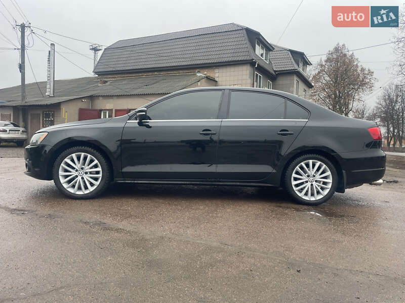 Седан Volkswagen Jetta 2011 в Бахмаче