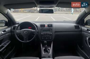 Седан Volkswagen Jetta 2008 в 