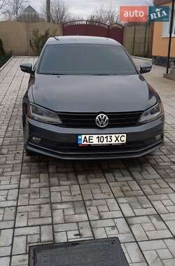 Седан Volkswagen Jetta 2017 в Дніпрі