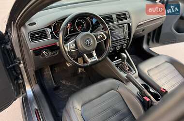 Седан Volkswagen Jetta 2017 в Луцьку