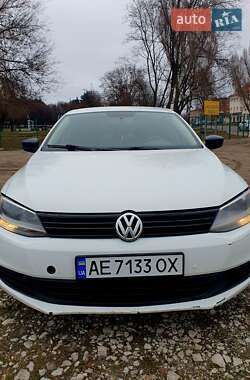 Седан Volkswagen Jetta 2014 в 