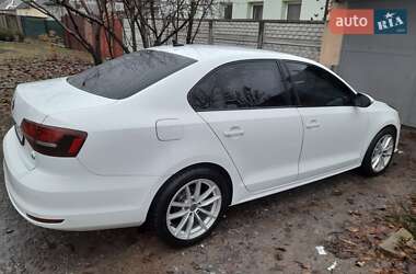 Седан Volkswagen Jetta 2016 в Харкові