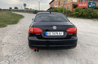 Седан Volkswagen Jetta 2012 в Днепре