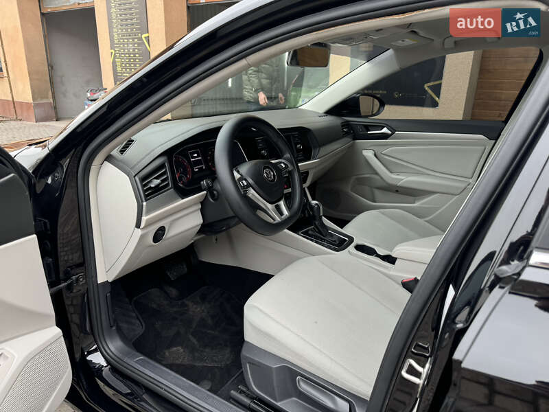 Седан Volkswagen Jetta 2019 в Ужгороді фото 16 Седан Volkswagen Jetta 2019 в Ужгороді