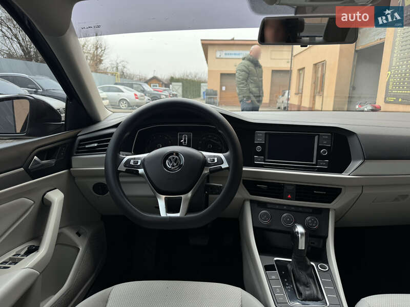Седан Volkswagen Jetta 2019 в Ужгороді фото 20 Седан Volkswagen Jetta 2019 в Ужгороді