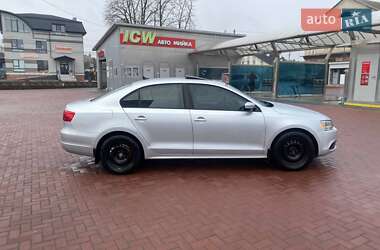 Седан Volkswagen Jetta 2012 в Рівному