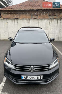 Седан Volkswagen Jetta 2015 в Дніпрі