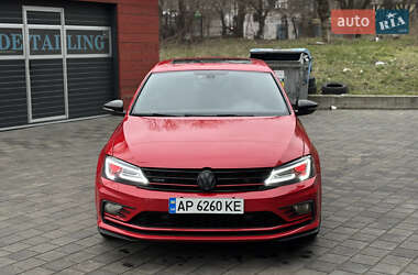 Седан Volkswagen Jetta 2016 в Запоріжжі