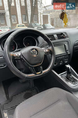 Седан Volkswagen Jetta 2014 в Харькове