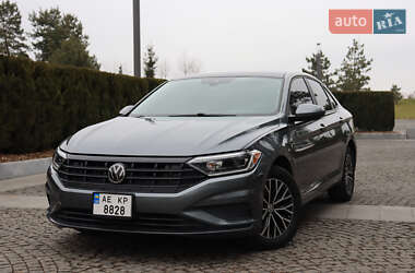 Седан Volkswagen Jetta 2018 в Києві