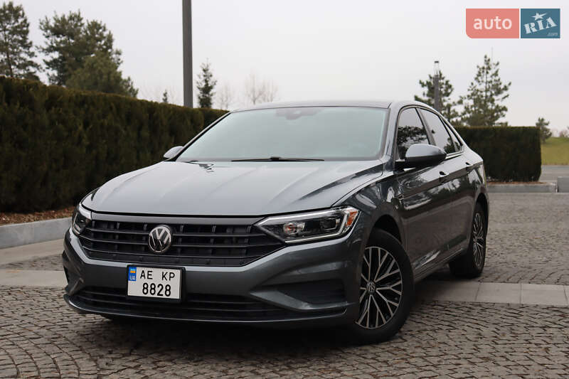 Седан Volkswagen Jetta 2018 в Киеве