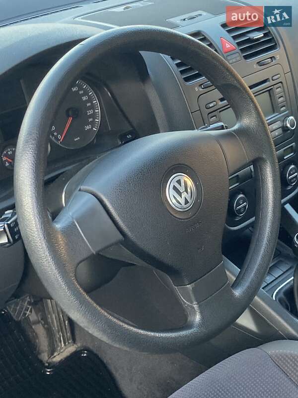 Седан Volkswagen Jetta 2006 в Ковелі