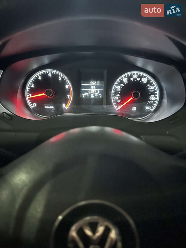 Седан Volkswagen Jetta 2014 в Києві