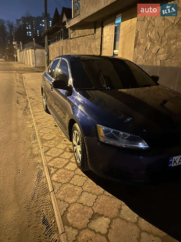 Седан Volkswagen Jetta 2014 в Києві
