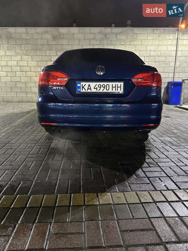 Седан Volkswagen Jetta 2014 в Києві