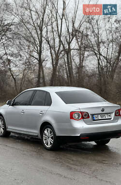 Седан Volkswagen Jetta 2007 в 
