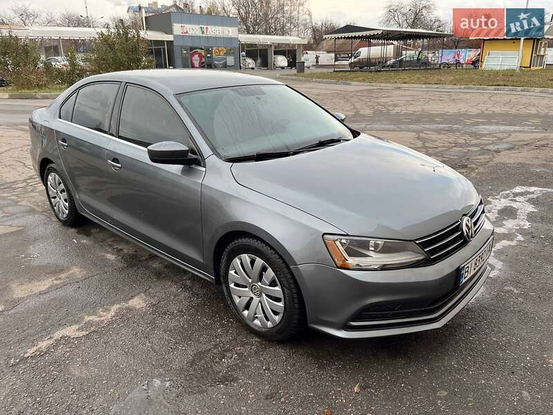 Седан Volkswagen Jetta 2016 в Полтаве