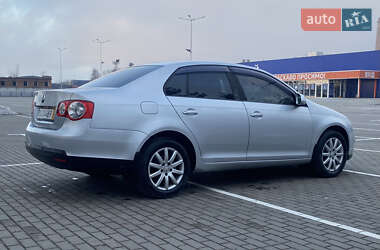 Седан Volkswagen Jetta 2008 в Тернополі