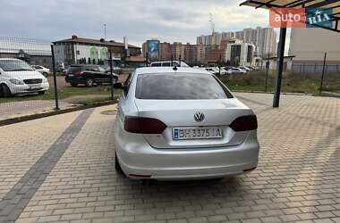 Седан Volkswagen Jetta 2013 в Одессе