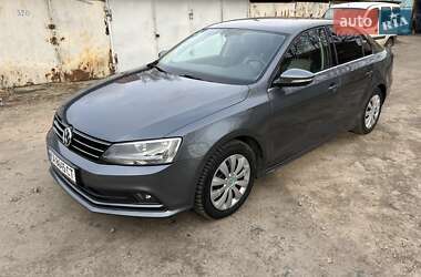 Седан Volkswagen Jetta 2016 в Києві