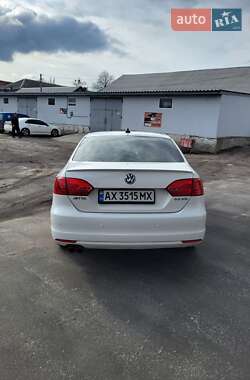 Седан Volkswagen Jetta 2012 в Полтаве