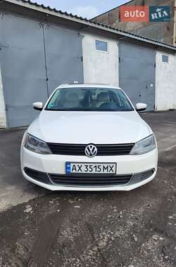 Седан Volkswagen Jetta 2012 в Полтаві