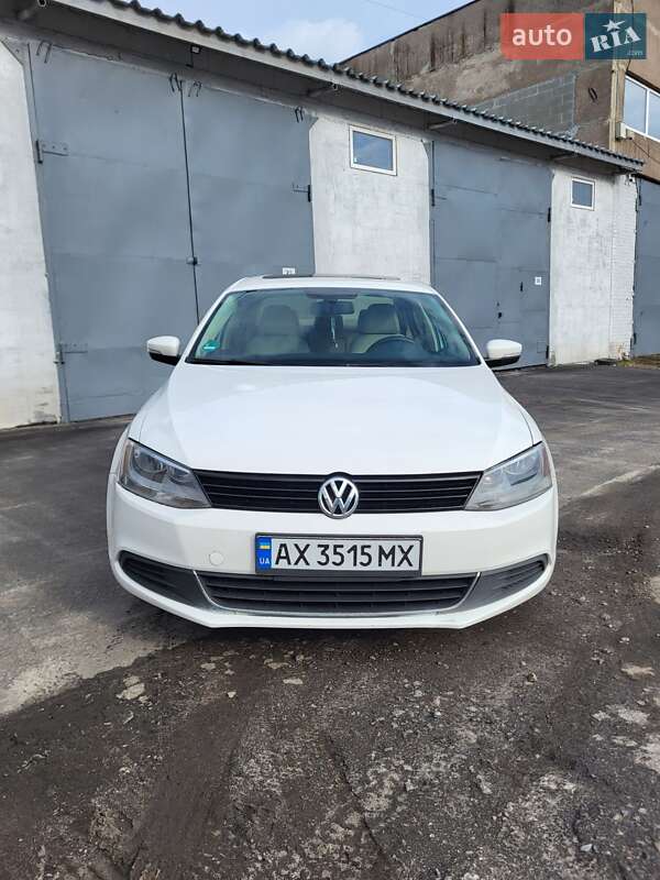 Седан Volkswagen Jetta 2012 в Полтаве