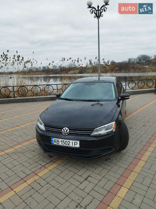 Седан Volkswagen Jetta 2013 в Вінниці