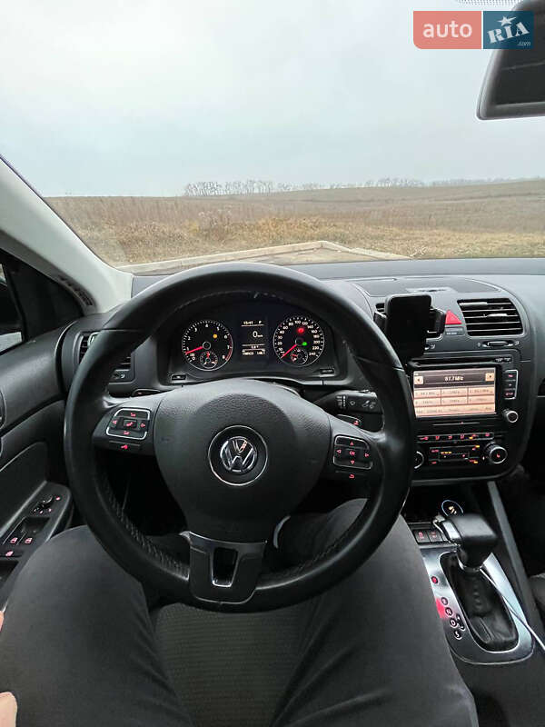 Volkswagen Jetta 2010