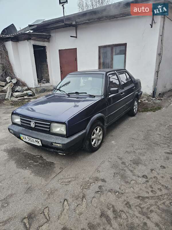 Седан Volkswagen Jetta 1988 в Києві