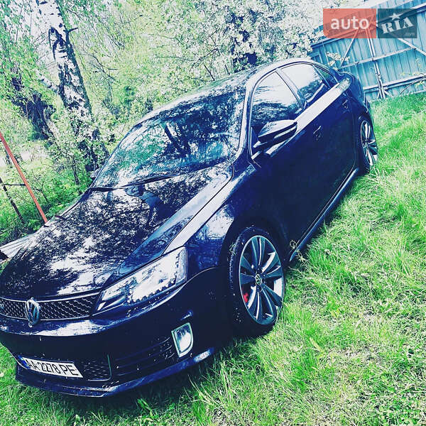 Седан Volkswagen Jetta 2012 в Киеве фото 18 Седан Volkswagen Jetta 2012 в Киеве