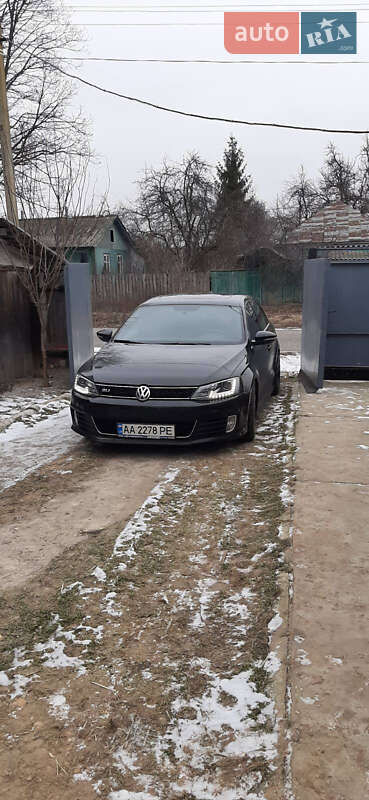 Седан Volkswagen Jetta 2012 в Киеве фото 21 Седан Volkswagen Jetta 2012 в Киеве