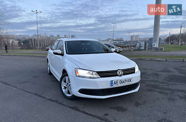 Седан Volkswagen Jetta 2013 в Кривому Розі